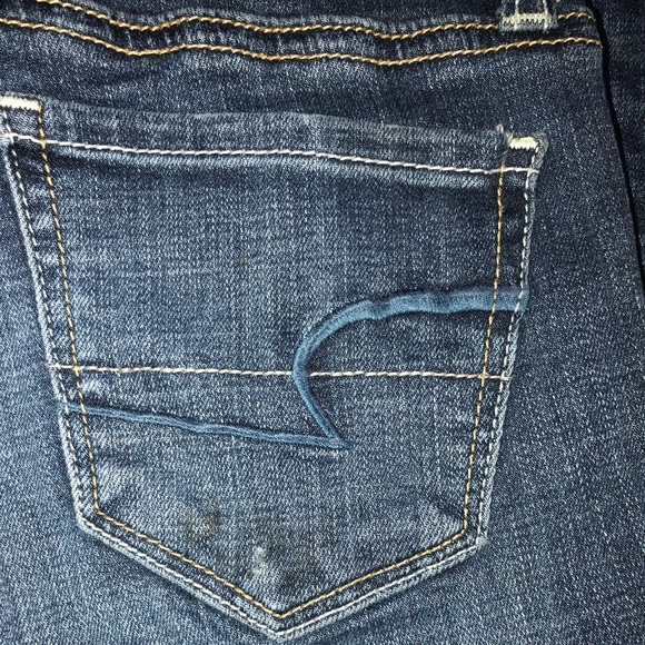 Dark Wash American Eagle Jeans - Picture 3 of 7